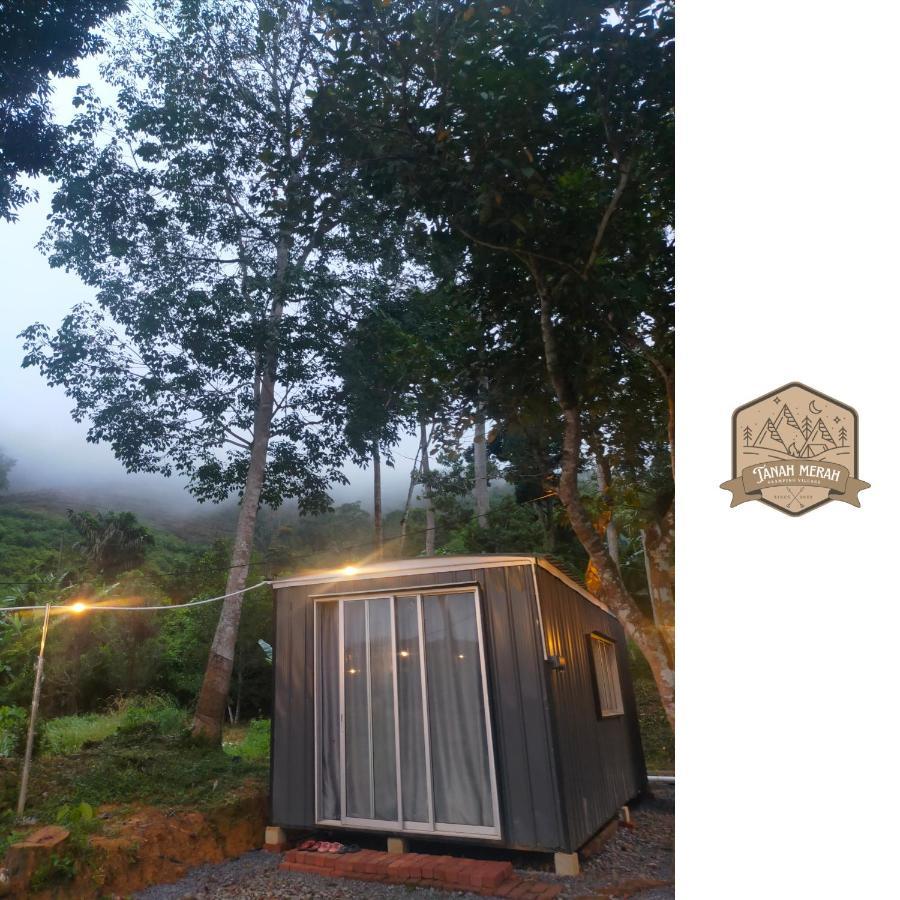 Tanah Merah Glamping Village Куала-Кангсар Екстер'єр фото