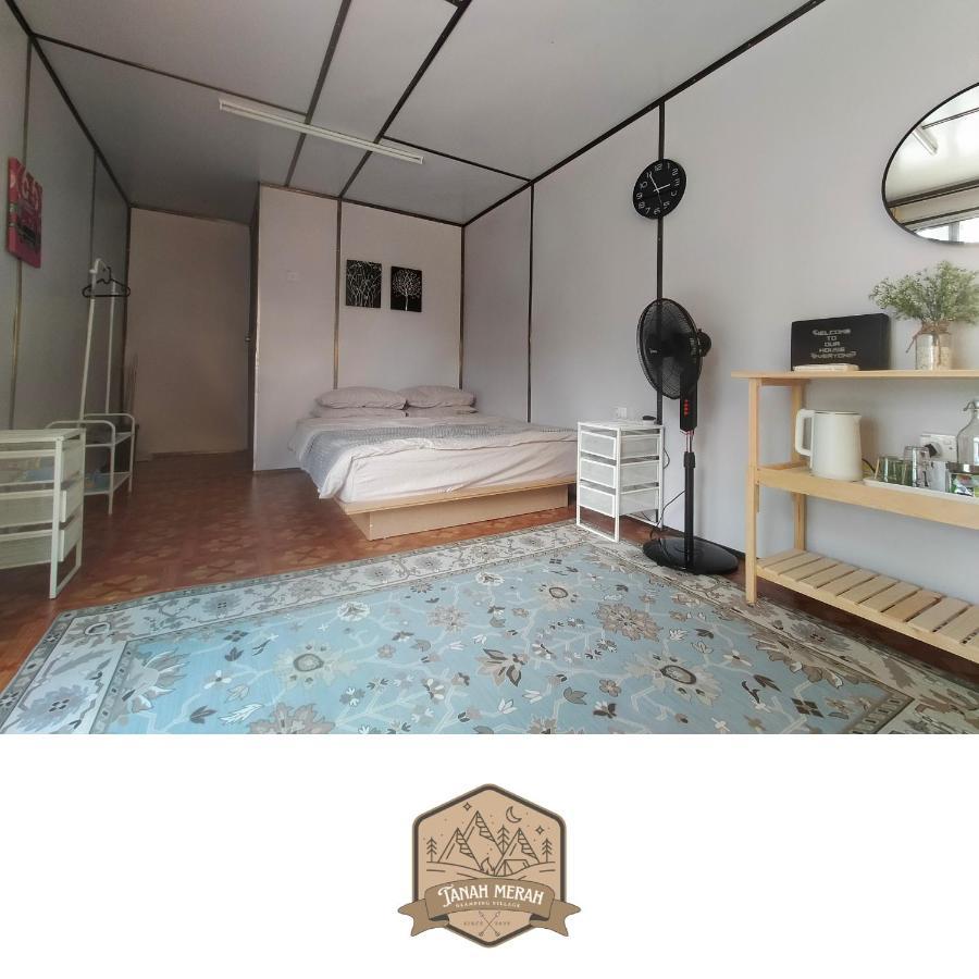 Tanah Merah Glamping Village Куала-Кангсар Екстер'єр фото