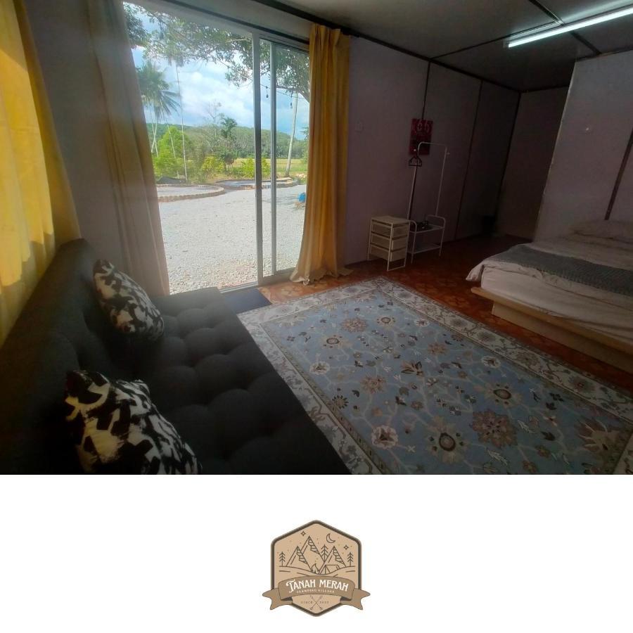 Tanah Merah Glamping Village Куала-Кангсар Екстер'єр фото