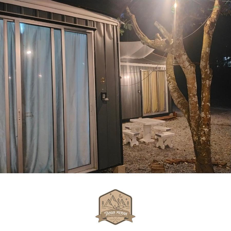 Tanah Merah Glamping Village Куала-Кангсар Екстер'єр фото