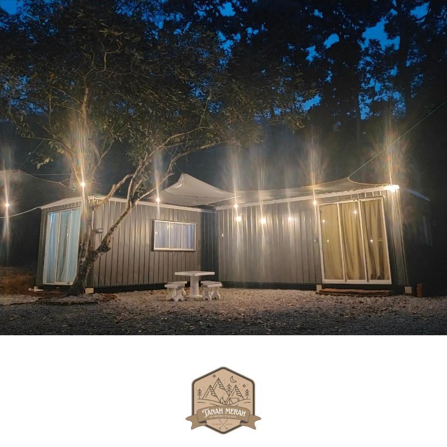 Tanah Merah Glamping Village Куала-Кангсар Екстер'єр фото