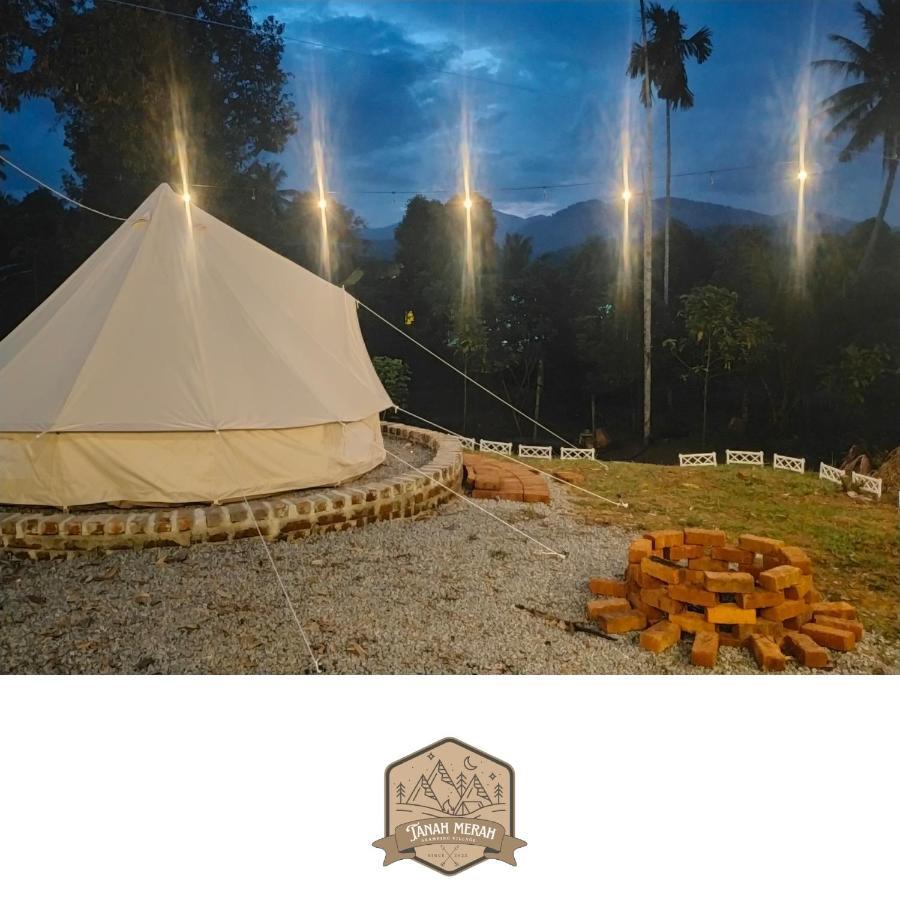 Tanah Merah Glamping Village Куала-Кангсар Екстер'єр фото