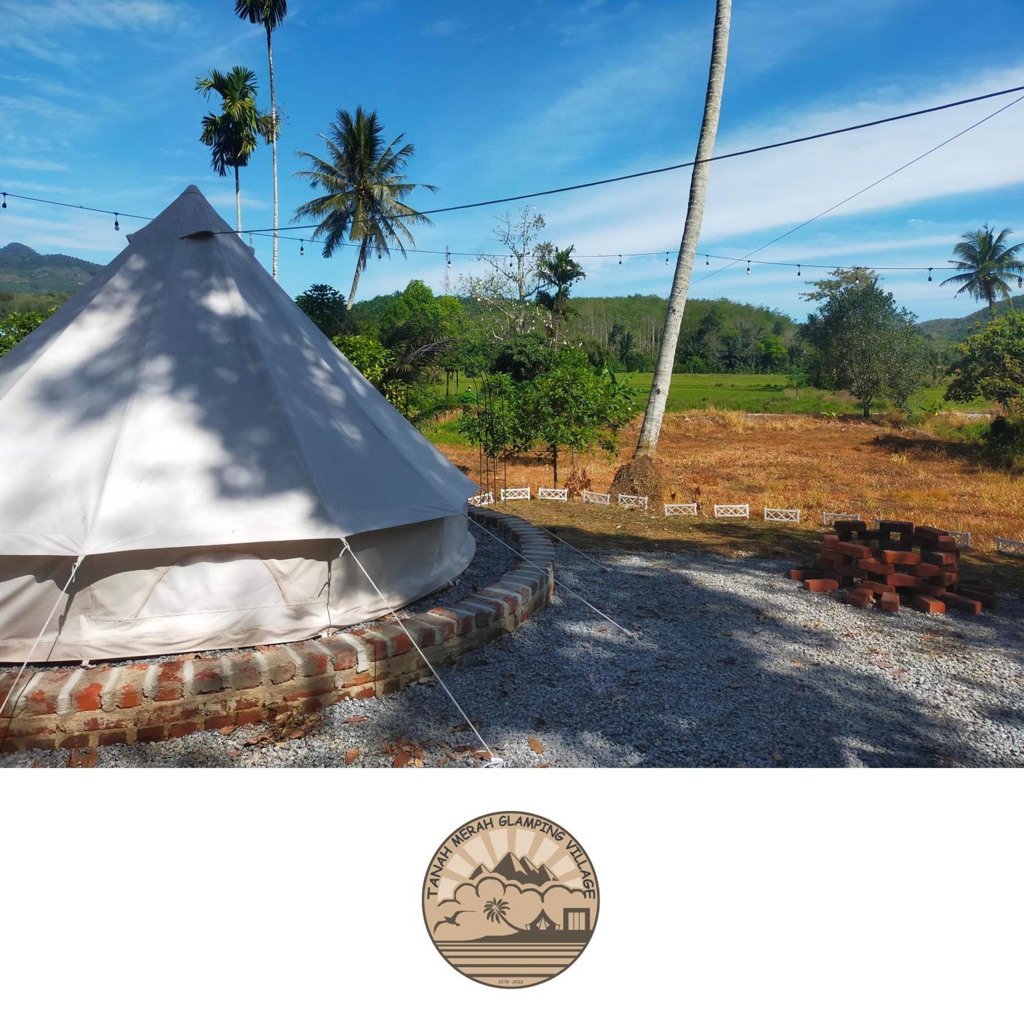 Tanah Merah Glamping Village Куала-Кангсар Номер фото